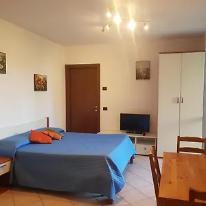 https://apartment-lake-maggiore-elisa.it-lombardy.com