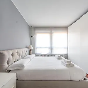 darsena-cozy-apt-porta-genova-m2.it-lombardy.com/
